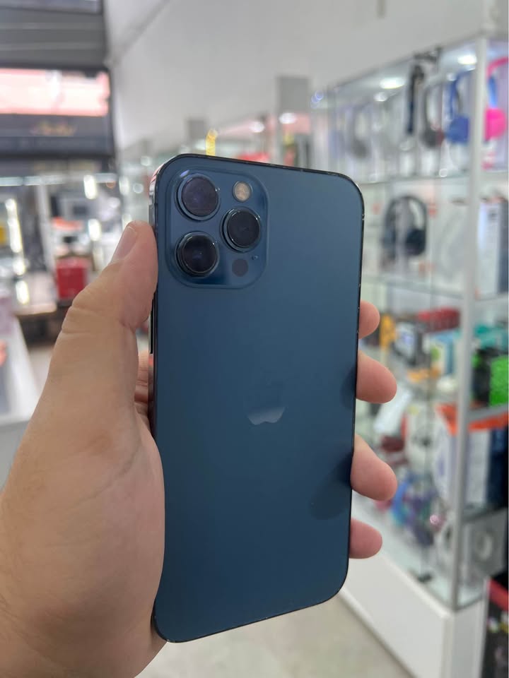 iPhone 12 Pro Max de 255gb 🔋100% 6 meses de garantía