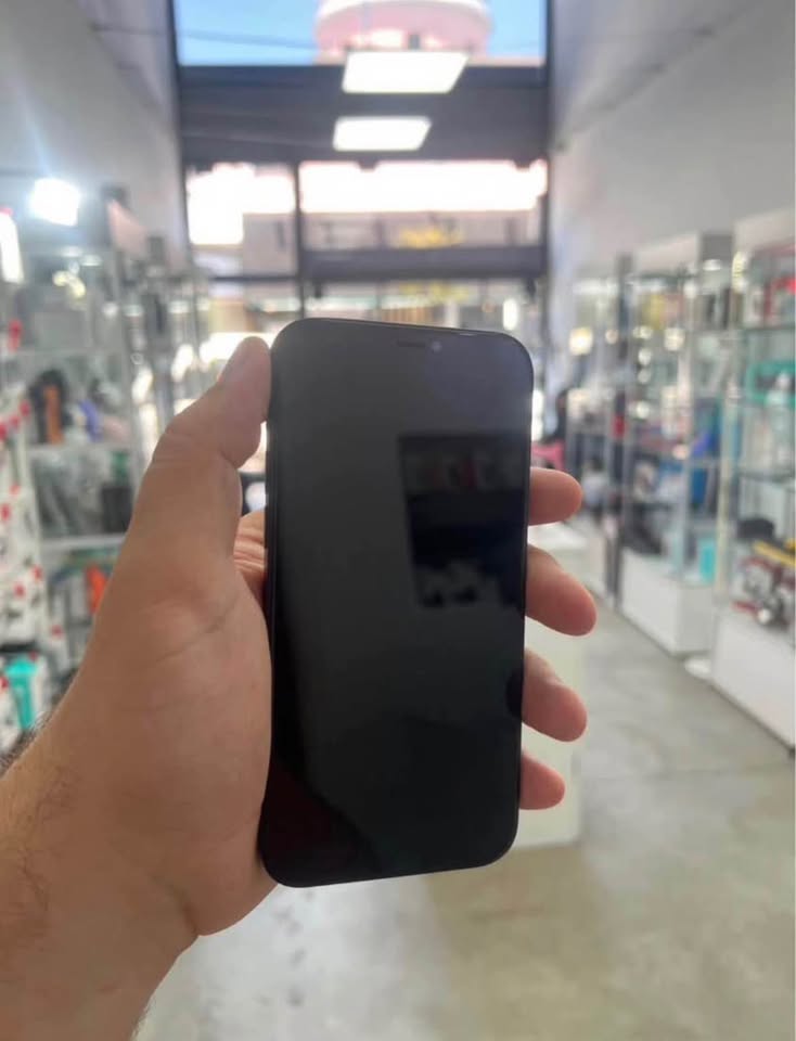 iPhone 12 de 64gb 🔋82% 3 meses de garantía