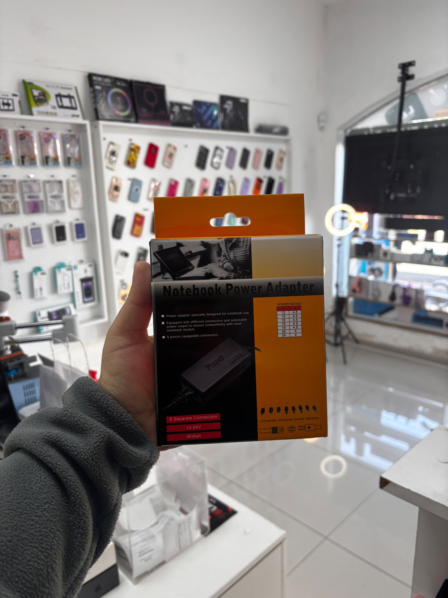 cargador universal notebook