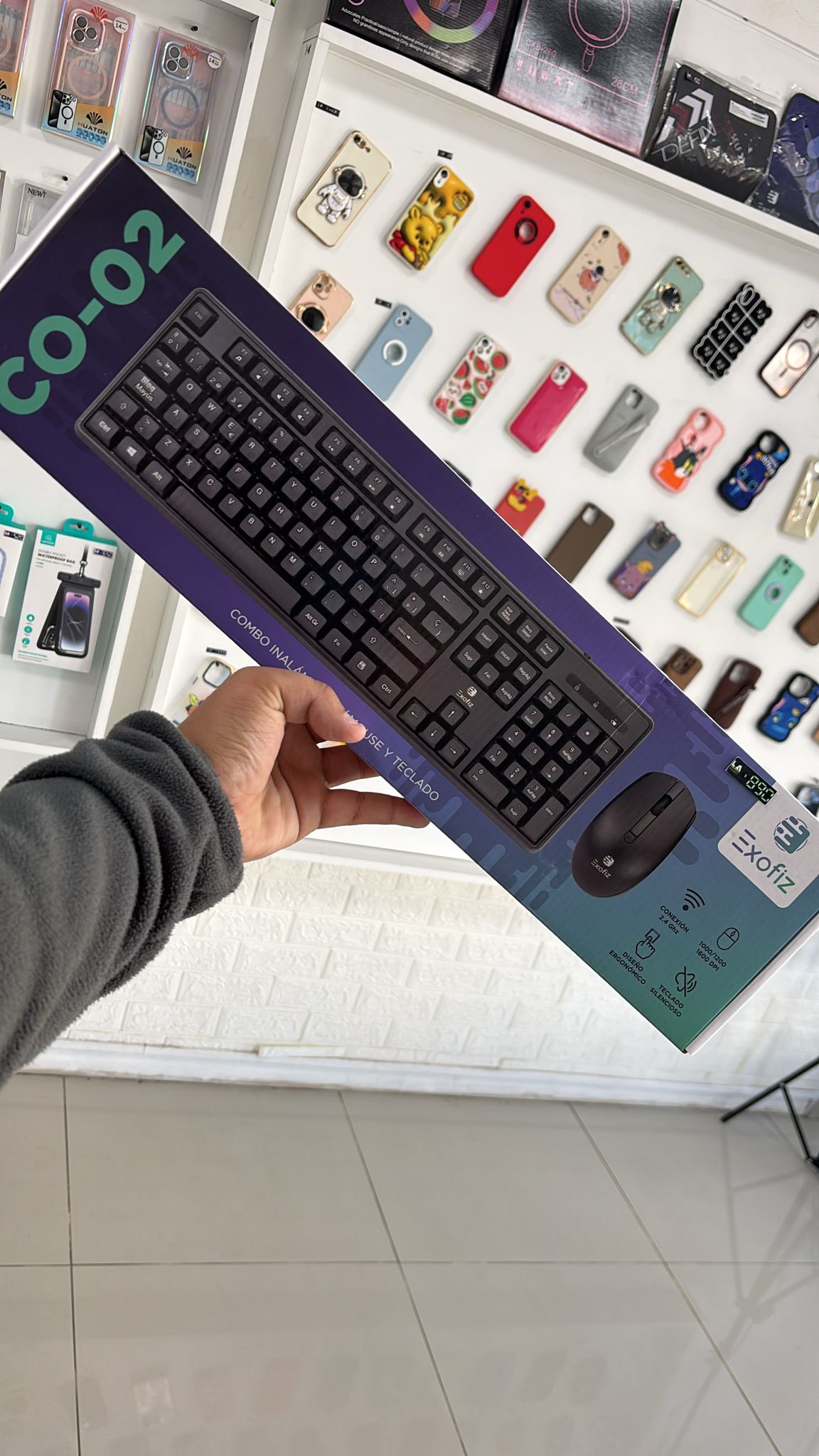 Combo Inalámbrico Teclado y Mouse 2.4GHz CO-02 Negro Exofiz